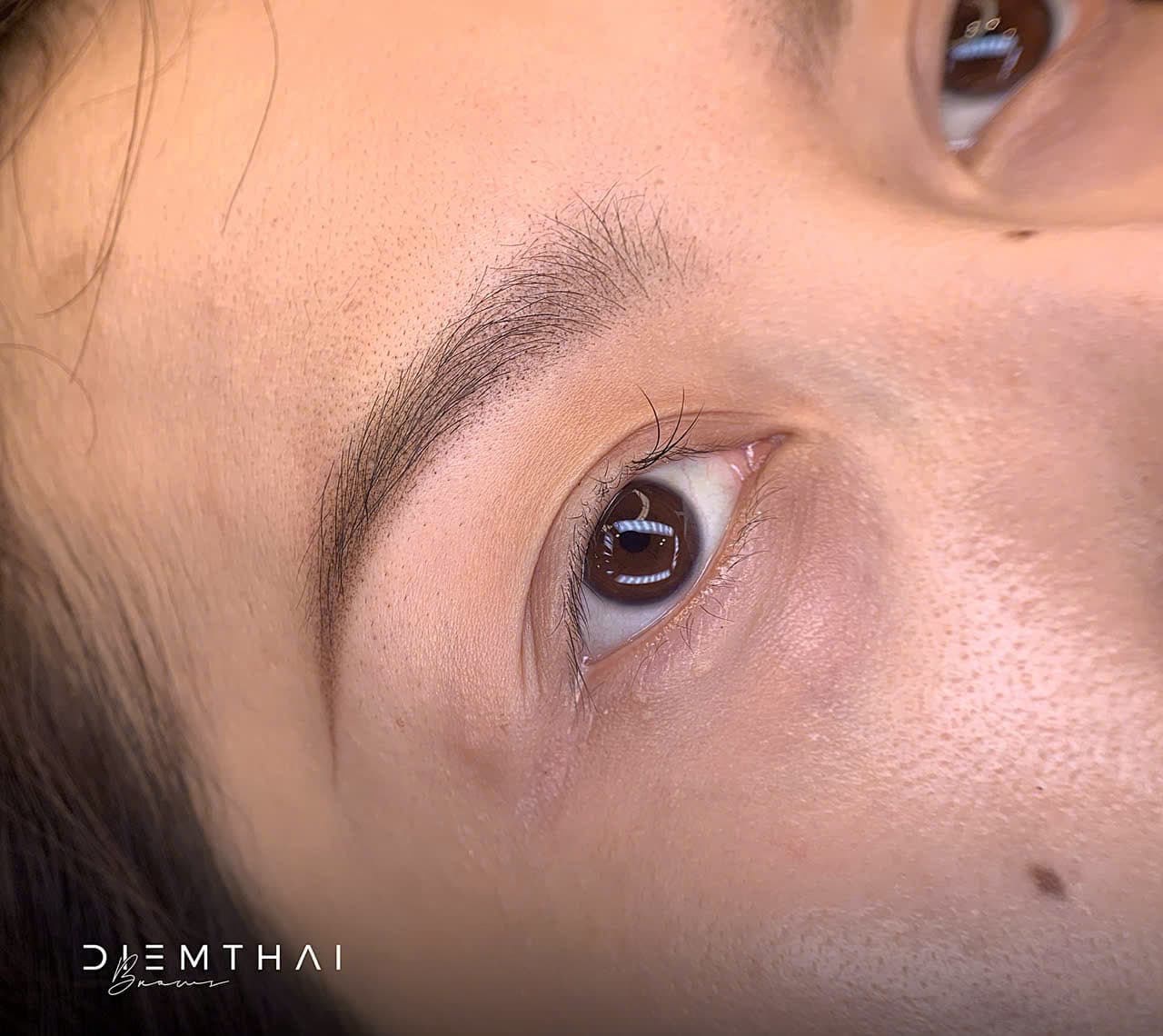 Wispy Brows